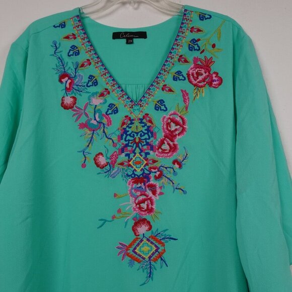 Calessa Embroidered Tunic Top Women's Plus Size 2X Blue Aqua Loose Fit V-Neck - Picture 2 of 10